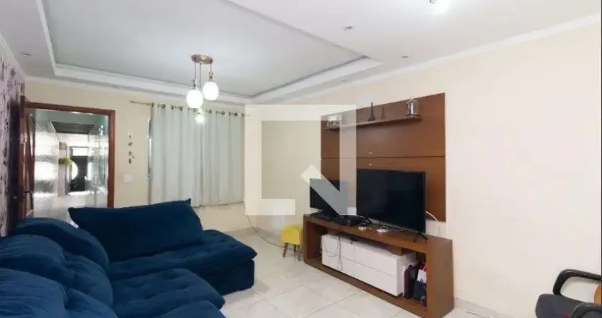 Casa com 3 quartos para alugar na Avenida Doutor Francisco Munhoz Filho, Cidade Líder, São Paulo