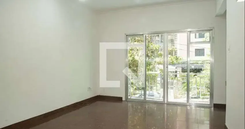 Casa com 2 quartos para alugar na Rua Paracatu, Saúde, São Paulo