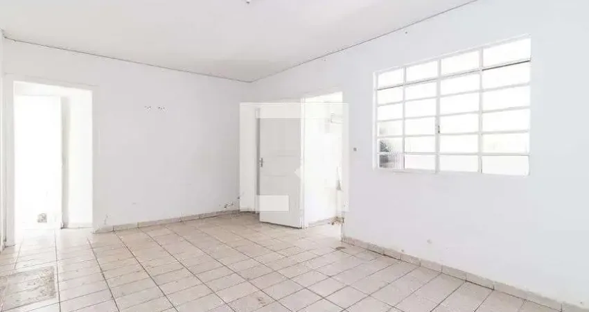 Casa com 1 quarto para alugar na Rua Dona Aurora Guimarães, Vila Ré, São Paulo