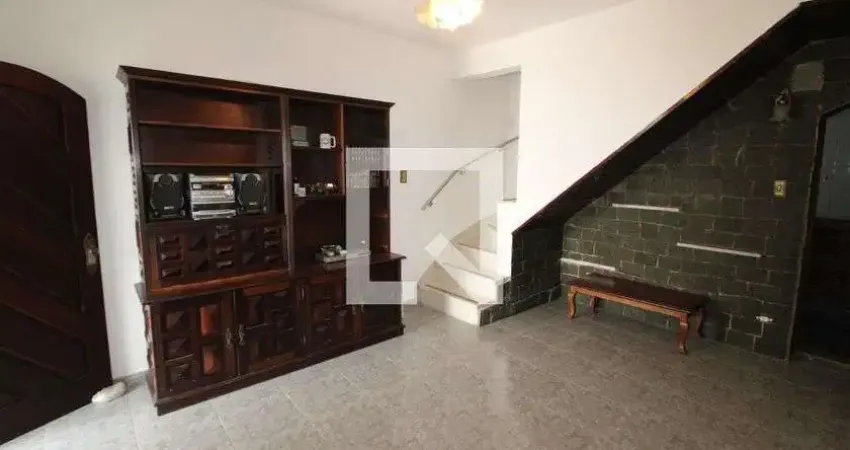 Casa com 4 quartos para alugar na Rua João Marques Garcia, Água Fria, São Paulo