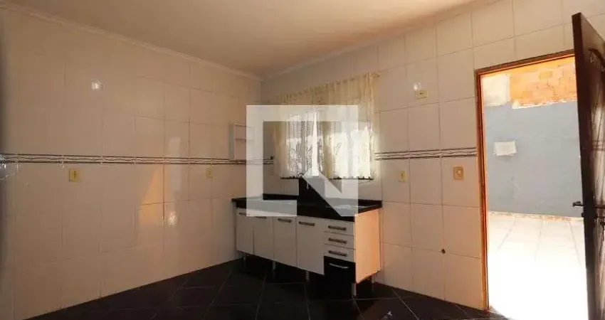 Casa com 1 quarto para alugar na Rua Leandro Bispo de Oliveira, Sapopemba, São Paulo