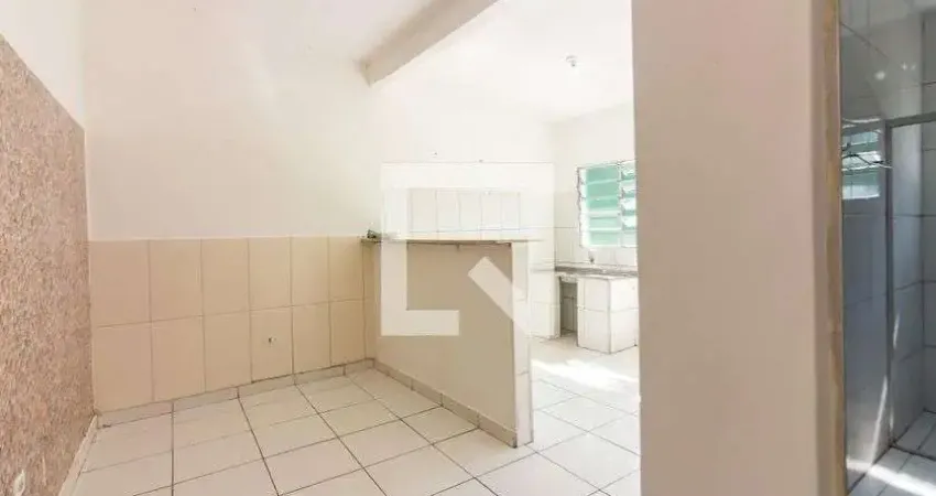 Casa com 1 quarto para alugar na Rua Sidnei Góes, Quitaúna, Osasco