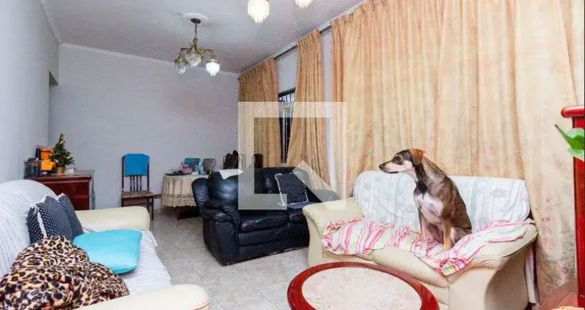 Casa com 4 quartos para alugar na Rua Alzira Honorina, Vila Carrão, São Paulo