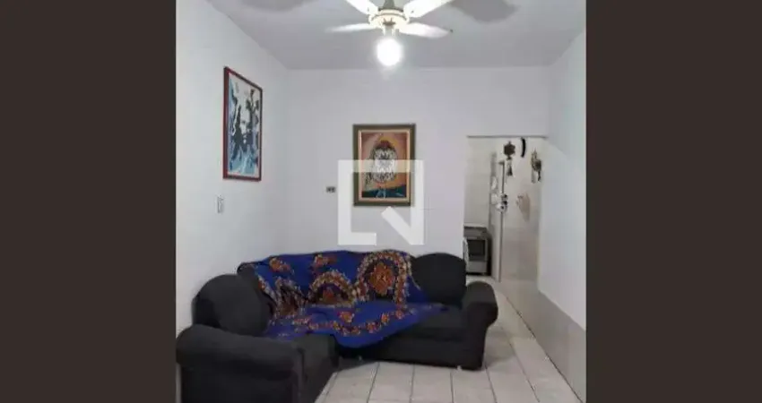 Casa com 1 quarto para alugar na Avenida Antônio Borges, Jacutinga, Mesquita
