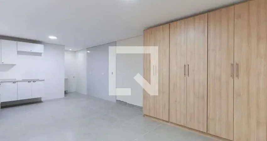 Casa com 1 quarto para alugar na Rua Padre Azevedo, Água Fria, São Paulo