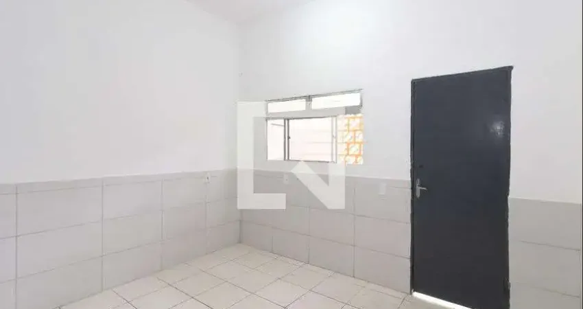 Casa com 1 quarto para alugar na Avenida David Domingues Ferreira, Itaquera, São Paulo
