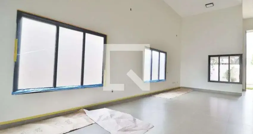 Casa / sobrado em condomínio para aluguel - laranjeiras, 3 quartos, 209 m² - uberlândia