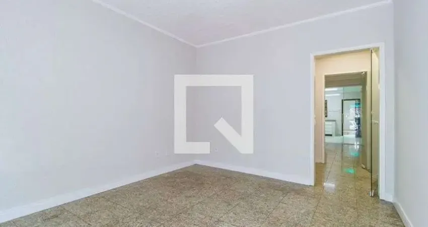 Casa com 2 quartos para alugar na Rua Madre de Deus, Mooca, São Paulo