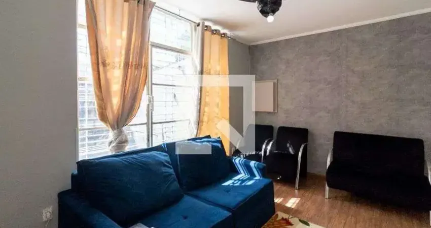 Casa com 3 quartos para alugar na Rua Sônia Ribeiro, Campo Belo, São Paulo