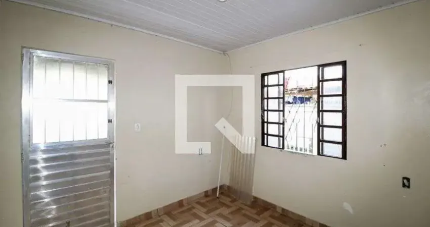 Casa com 2 quartos para alugar na Rua Santa Catarina, Mathias Velho, Canoas