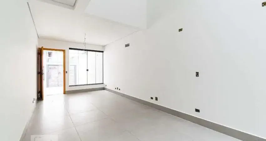 Casa com 3 quartos para alugar na Rua Território do Amapá, Saúde, São Paulo