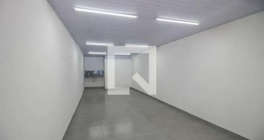 Casa com 1 quarto para alugar na Estrada Mirandela, Centro, Nilópolis