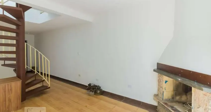 Casa com 3 quartos para alugar na Rua Canário, Taboão, Guarulhos