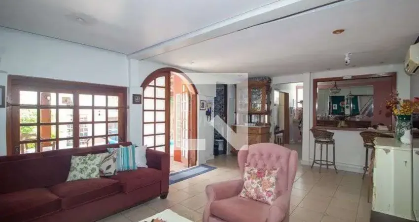 Casa para aluguel - santa tereza , 3 quartos, 200 m² - porto alegre
