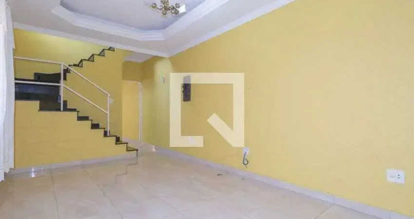 Casa com 3 quartos para alugar na Rua Cuiabá, Mooca, São Paulo