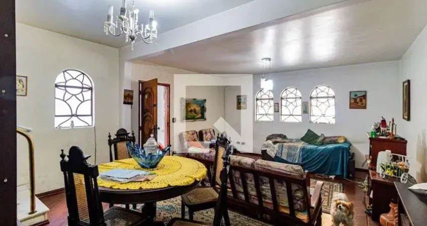 Casa com 3 quartos para alugar na Rua Henrique Botticini, Butantã, São Paulo