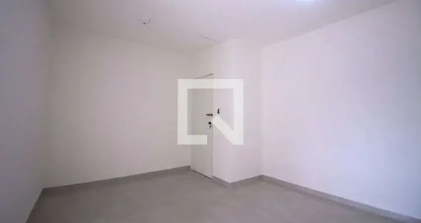 Casa com 2 quartos para alugar na Rua Costa Barros, Vila Alpina, São Paulo