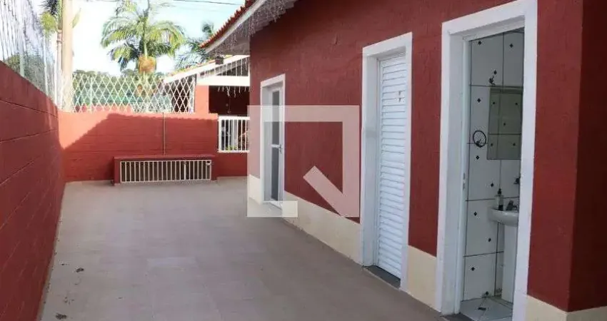 Casa / sobrado em condomínio para aluguel - jardim petrópolis, 3 quartos, 200 m² - cotia