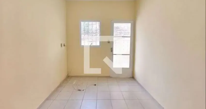 Casa com 1 quarto para alugar na Rua Otoniel Mota, Vila Marieta, Campinas