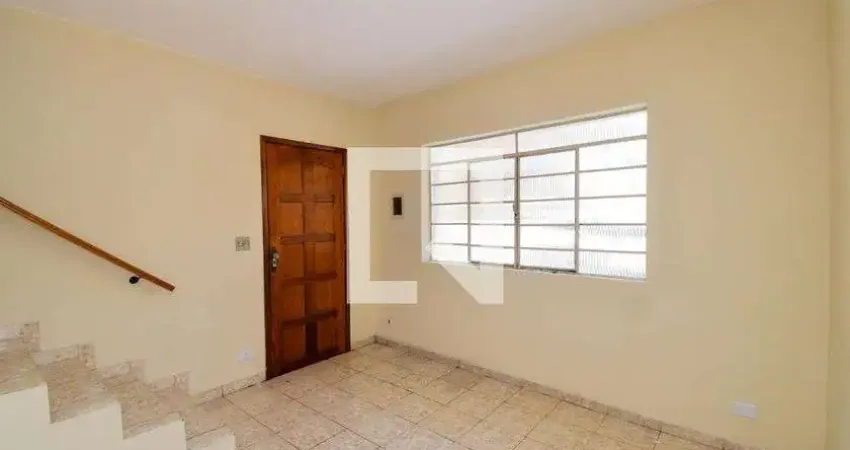 Casa com 2 quartos para alugar na Rua Cabo Frio, Picanço, Guarulhos