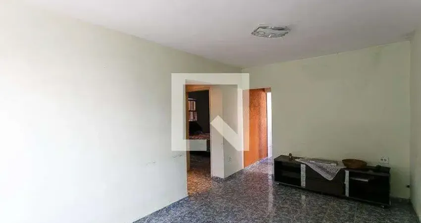 Casa com 4 quartos para alugar na Rua Dom Valentim, Vila Sônia, São Paulo