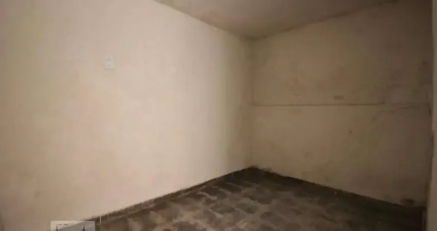 Casa com 1 quarto para alugar na Avenida Professor Gióia Martins, Vila Sônia, São Paulo