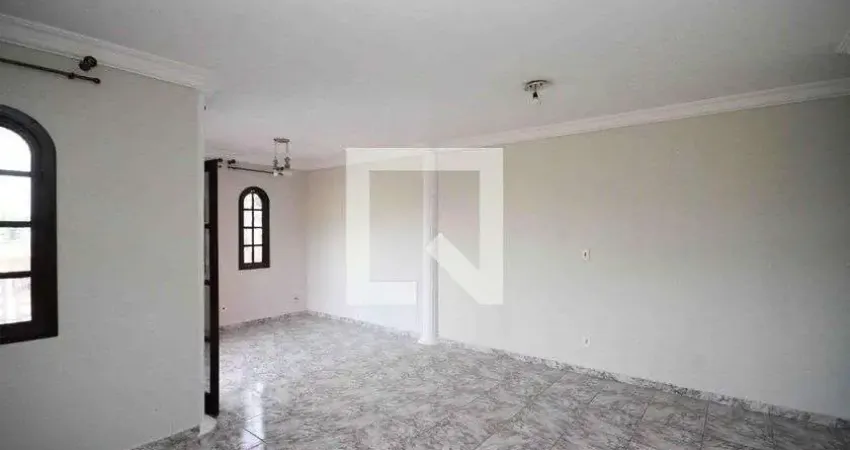 Casa com 3 quartos para alugar na Rua Hortelã do Campo, Sapopemba, São Paulo