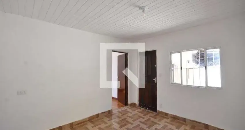 Casa com 2 quartos para alugar na Rua Coronel Octávio Azeredo, Vila Mazzei, São Paulo