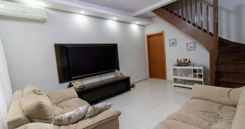 Casa com 3 quartos para alugar na Rua Eugênio de Freitas, Vila Maria, São Paulo