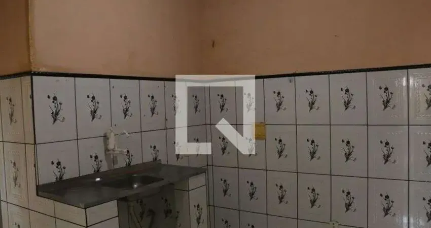 Casa com 1 quarto para alugar na Rua Barão de São Felix, Da Luz, Nova Iguaçu