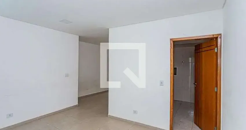 Casa com 2 quartos para alugar na Rua Doutor João Toniolo, Vila Miriam, São Paulo