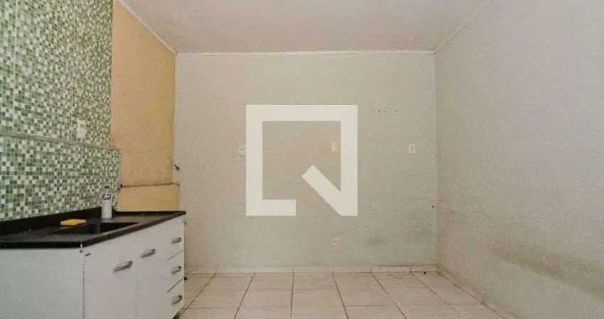 Casa com 1 quarto para alugar na Rua Alves, Vila Nina, São Paulo