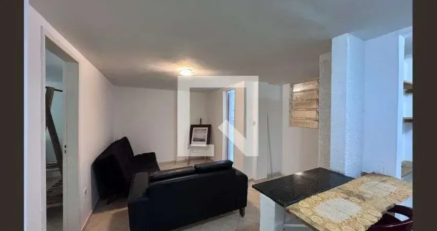 Casa com 2 quartos para alugar na Estrada do Pontal, Recreio dos Bandeirantes, Rio de Janeiro