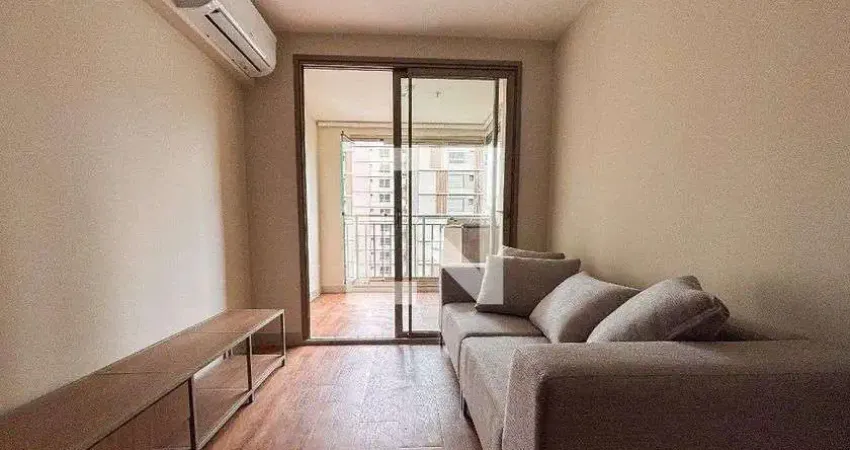 Apartamento com 1 quarto para alugar na Avenida dos Carinás, Moema, São Paulo