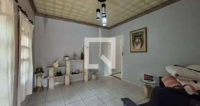 Casa com 2 quartos para alugar na Rua Princesa Isabel, Jardim, Santo André