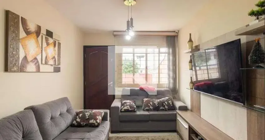 Casa com 3 quartos para alugar na Rua Coronel Herculano de Araújo, Novo Mundo, Curitiba