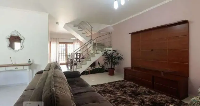 Casa com 4 quartos para alugar na Rua Comendador Alfaia, Mooca, São Paulo