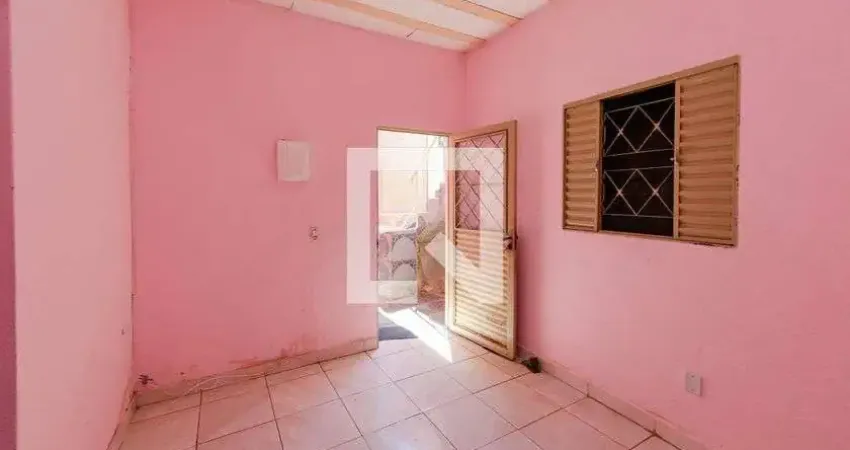 Casa com 3 quartos para alugar na Rua Zilah Rodrigues, Havaí, Belo Horizonte