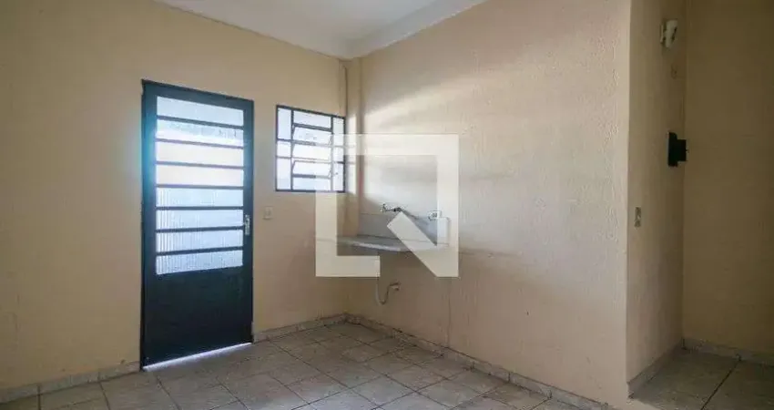 Casa com 1 quarto para alugar na Rua Francisco Bernardino, Piqueri, São Paulo