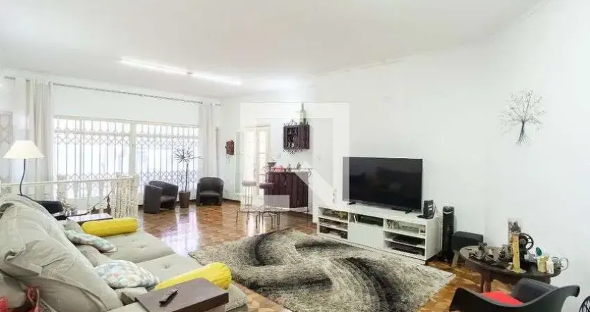 Casa com 3 quartos para alugar na Rua Terra Roxa, Tatuapé, São Paulo