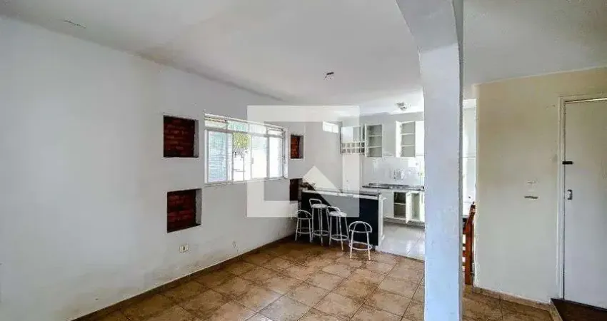 Casa com 3 quartos para alugar na Rua Gama Lobo, Ipiranga, São Paulo