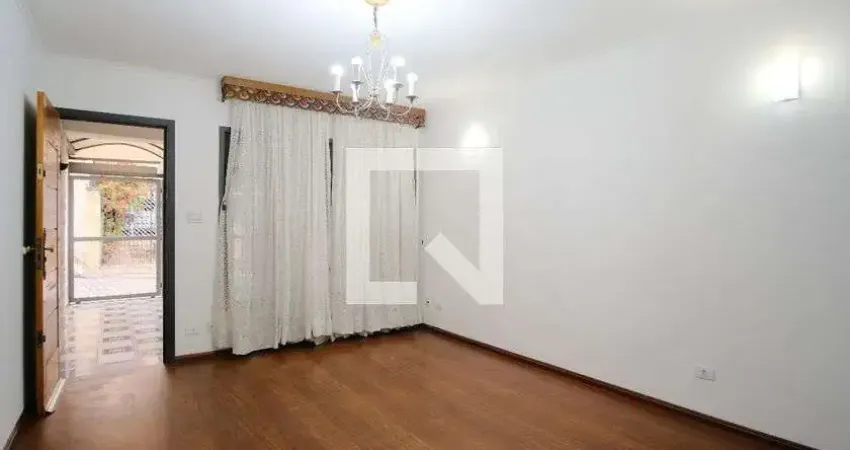 Casa com 2 quartos para alugar na Rua Lourenço Correa, Tatuapé, São Paulo