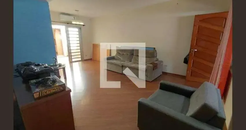 Casa com 3 quartos para alugar na Avenida dos Três Poderes, Butantã, São Paulo