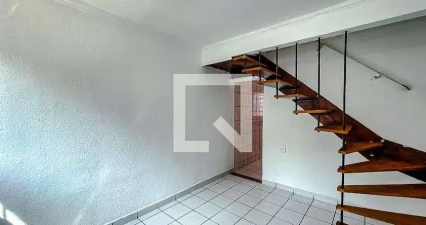 Casa com 2 quartos para alugar na Rua Oratório, Mooca, São Paulo