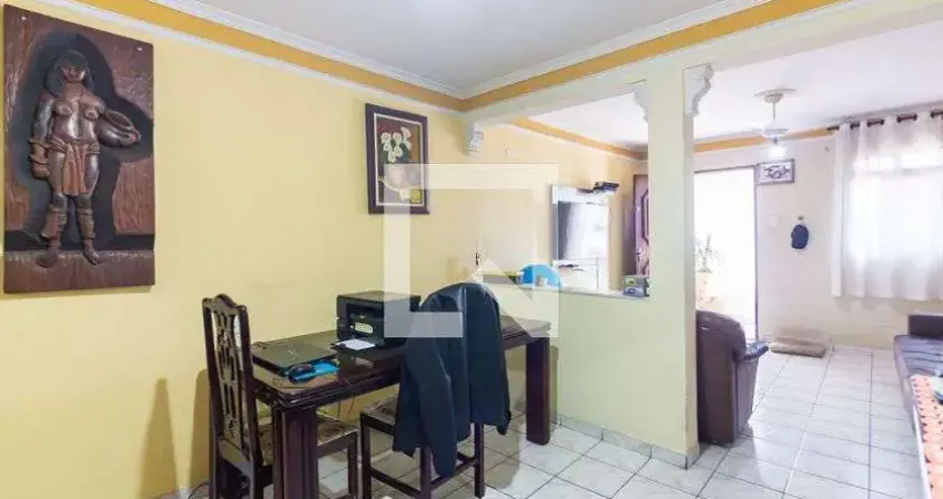 Casa com 4 quartos para alugar na Rua Luís Pólo, Helena Maria, Osasco