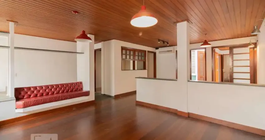 Casa para Aluguel - Vila Nova Conceição, 3 Quartos, 250 m² - São Paulo