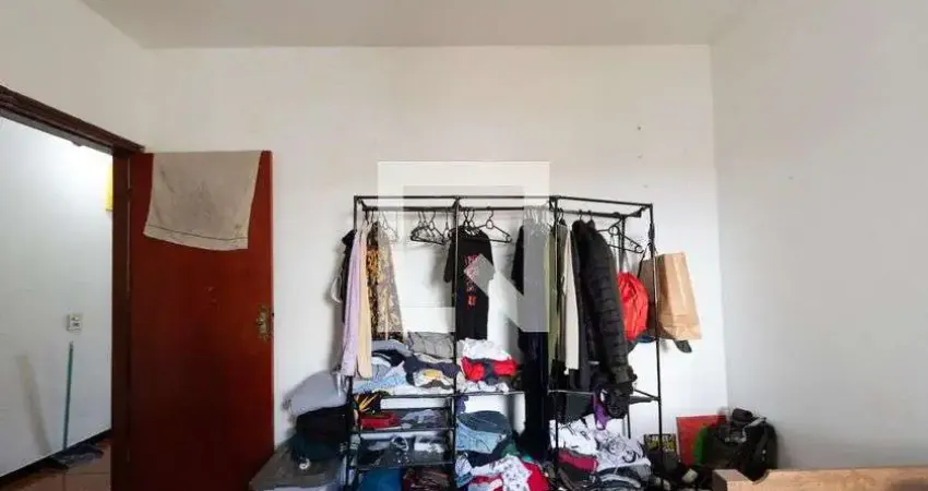 Casa com 3 quartos para alugar na Rua Raymundo Frutuoso da Silva, Vila São Jorge, Sorocaba