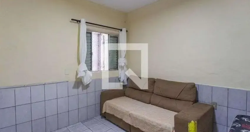 Casa com 1 quarto para alugar na Rua Antônio Bovi, Serraria, Diadema