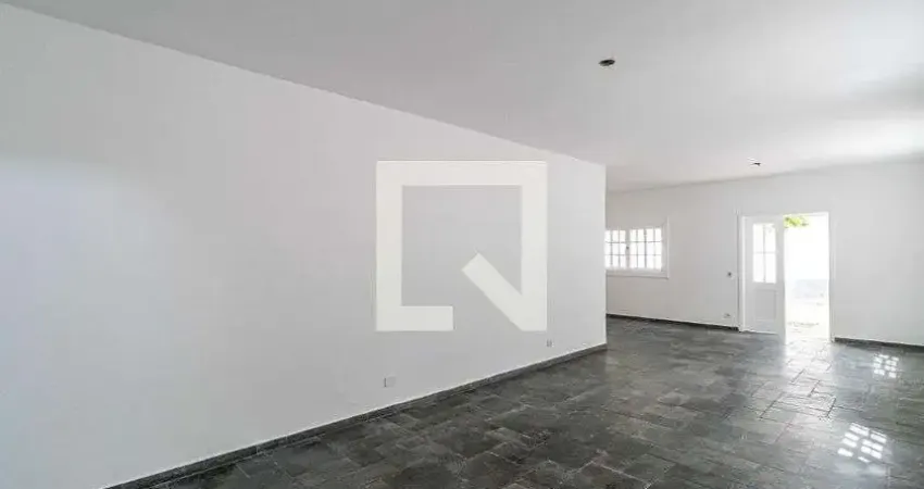 Casa com 4 quartos para alugar na Rua Comendador Elias Assi, Butantã, São Paulo