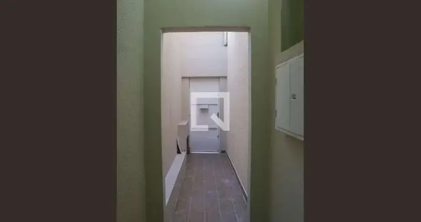 Casa com 4 quartos para alugar na Rua Turiassu, Perdizes, São Paulo